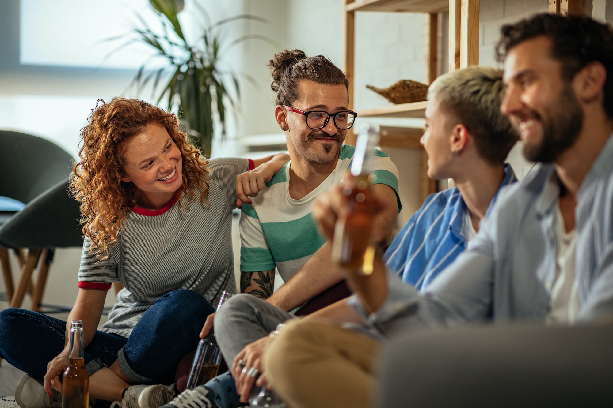 Couple en colocation : Voici comment éviter les conflits