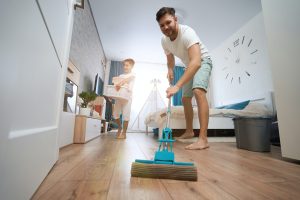 Voici les techniques efficaces pour entretenir un parquet stratifié