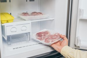 La décongélation parfaite : Votre guide pour une viande prête rapidement