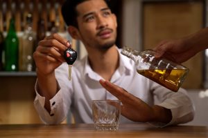 Dire non à l'alcool sans gêne avec ces excuses géniales !