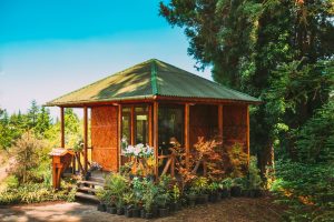 Découvrez tous les avantages d'un chalet de jardin