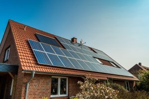 Bien choisir le panneau solaire adapté à son logement